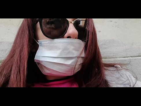 ❤️ Nicoletta se osveti susjedu i piški u njegovoj garaži (Posebna talijanska karantena Covid19) ️❌ Jebanje kod nas