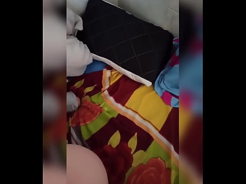 ❤️ Moja cimerica ostaje sama doma jer joj muž ide na odmor a ja koristim priliku da je pojebem i napunim joj dupe mlijekom ️❌ Jebanje kod nas