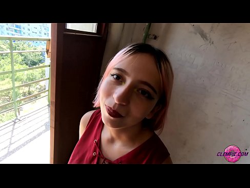 ❤️ Student Sensual siše stranca u zaleđu - sperma mu na licu ️❌ Jebanje kod nas